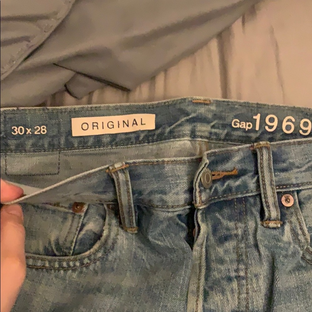 light wash mens jeans